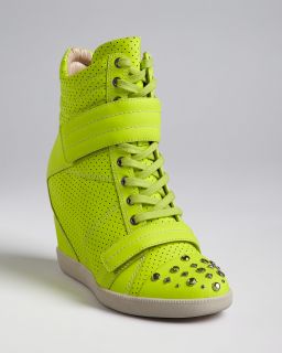 sneakers nevan price $ 220 00 color neon yellow size select size 6 6 5