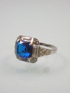 Nice Looking Art Deco Silver Finger Ring Set with Blue and Clear Paste