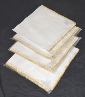Kim Seybert Crochet Edge Set of 4 Cloth Dinner Napkins White Gold