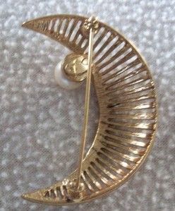 Vintage Oscar de La Renta Gold Tone Crescent Moon Pin Brooch
