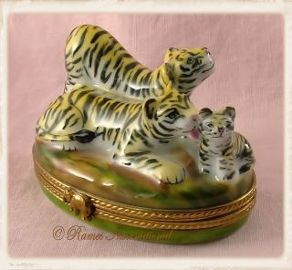 Limoges Porcelain Trinket Box, Tiger Family, Mother, Father, Baby, New
