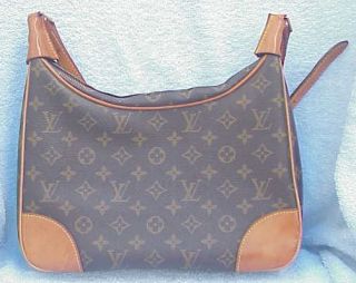 Louis Vuitton Monogram Boulogne 30 Handbag