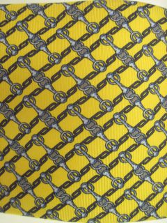 You are bidding on a LUCIANO FIRENZE Yellow Blue Print Silk Neck Tie