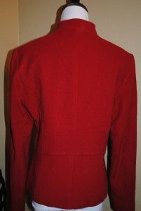 Beautiful jacket by Mainbocher. This jacket is fully lined and in