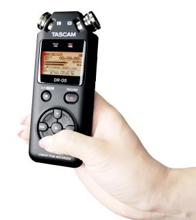 Tascam Dr 05 Handheld PCM Portable Digital Recorder DR05