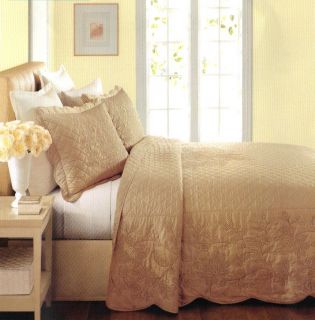 Martha Stewart Pressed Flowers Sandbar (Taupe) Queen Quilted Bedspread