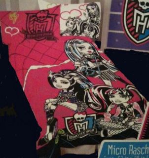 New Monster High Micro Raschel Twin Size Blanket 62 x 90