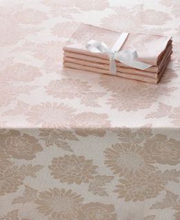 Homewear Table Linens, 70 Dinner Party Medley Pink Round Tablecloth