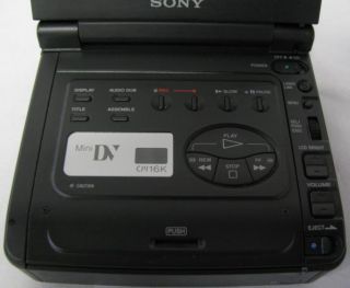 Walkman Digital Cassette Recorder GV D900 NTSC Mini DV Player