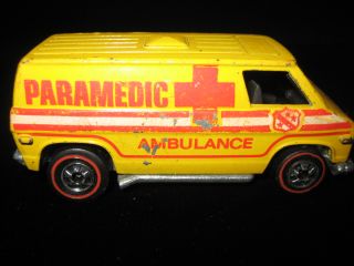 Redline Hot Wheels Yellow Paramedic Redliner Car Hotwheels HK 1974