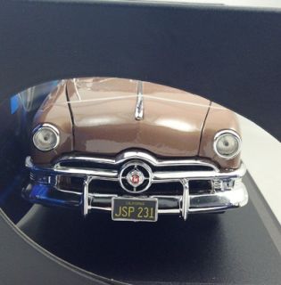 Maisto Special Edition Brown 1950 Ford Convertible 1 18 Brand New