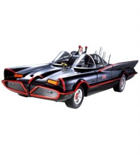Batman Hot Wheels 1 18 Scale 1966 Batmobile Car New