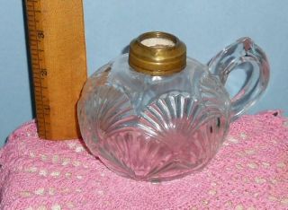 beautiful little antique Ca 1880s Finger Oil Lamp in the Clustered