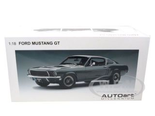 model of 1968 Ford Mustang GT 390 Green die cast car model by Autoart