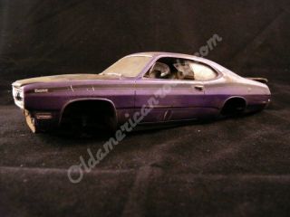 Built 1971 Plymouth Duster 340 1 25 Junk Yard Junker Diorama Weathered