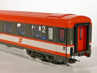 Roco 43059 ÖBB 4010 Zwischenwagen 7010 2.Klasse