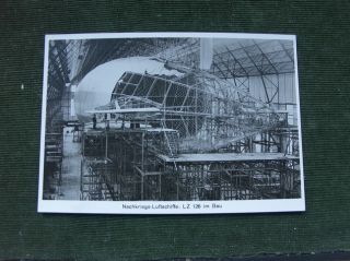 Foto ca 16 cm x 11 cm, Nachkriegs Luftschiffe LZ 126 im Bau