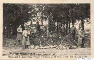 3753/ Foto AK, Massengrab b. Dannevoux (Verdun), Gefallene d. Inftr