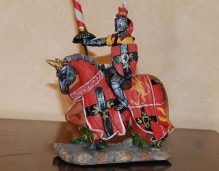 Kreuzritter Ritter mit Lanze auf Pferd Figur ca. 16 cm