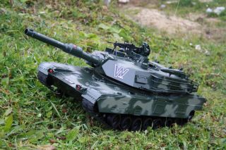 RC Panzer Leopard 2 fast 3/4 Meter lang, Schussfunktion   schiesst