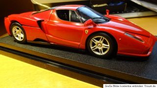 Enzo Ferrari Auto Modell 118 von Hot Wheels Rot Top Zustand