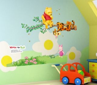 Winnie Pooh sitzen auf dem Baum Wandtattoo Kinderzimmer Wandaufkleber