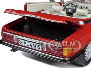 1977 MERCEDES 350 SL CONVERTIBLE RED 1/18 DIECAST MODEL CAR BY SUNSTAR