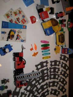 Lego Duplo Eisenbahn mit viel Zubehör Schienen Lokomotive Feuerwehr