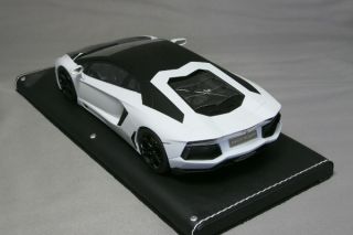 MR 1/18 Lamborghini Aventador LP700 4 1pcs One off White Matt black