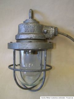 Alte explosionsgeschützte Bunkerlampe Loft Lampe, Ex Leuchte, Bauhaus