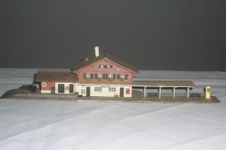 Kibri B 509 Bahnhof Schönried