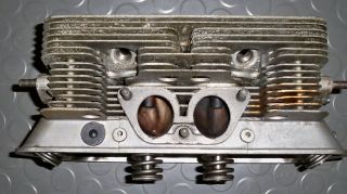 Porsche 356 912 616/33 1  2 Stück Zylinderkopf