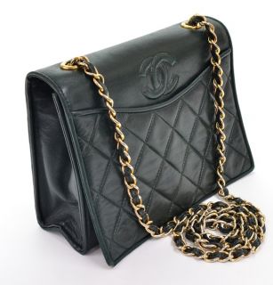 Chanel Vintage Green quilted leather Shoulder bag Purse pochette chain