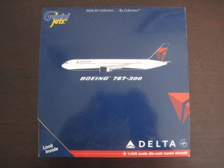Gemini Jets Delta B767 300 & Dragon Wings Delta B767 400ER 1400