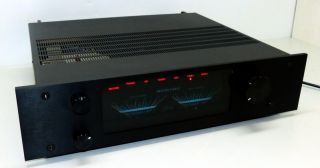 FABLE I High End Stereo Amp Vollverstaerker in schwarz Metallfront 835