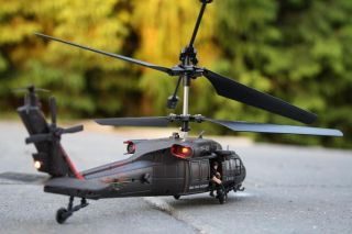 2X Defekt RC Hubschrauber Black Hawk ferngesteuerter Helikopter