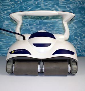 Saugroboter Cybernaut Roboter Reinigung Pool Schwimmbad