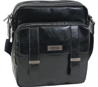 Kenneth Cole Reaction On Every Street   iPad Day Bag
