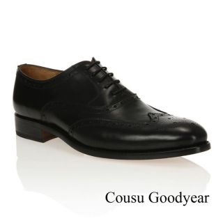 Modèle Goodyear. Coloris  Noir. Chaussures Richelieu J. BRADFORD