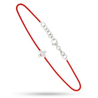 Bracelet sur cordon de satin rouge rehaussé dune croix en argent 925