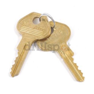 Master Lock 6127 Keyed Padlock, Weather Resistant, Key Diff