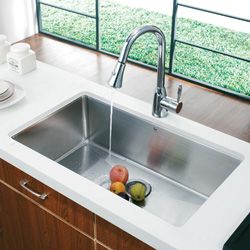 VIGO 32 inch Undermount Stainless Steel 16 Gauge Kitchen Sink