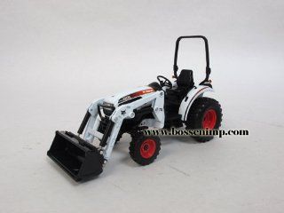 Bobcat Tractor CT 235 with Loader 125 Scale Toys & Games